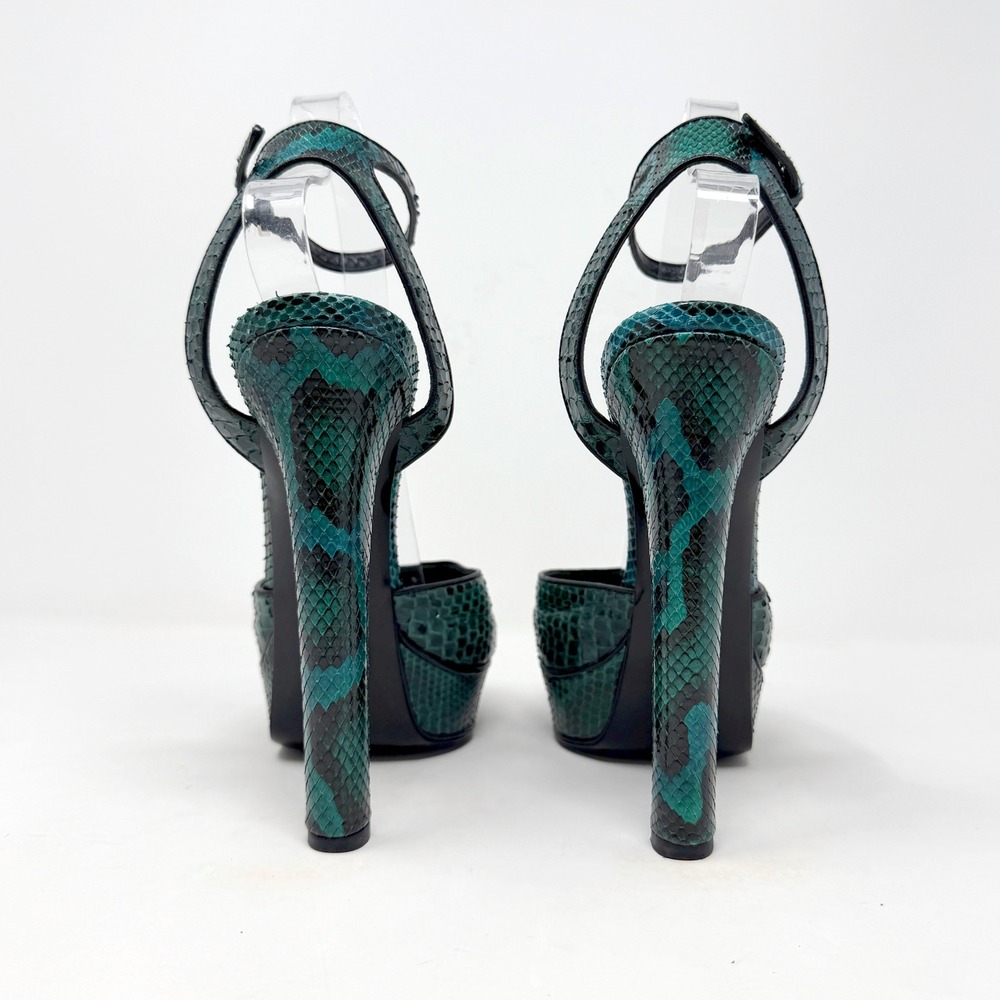 Gucci Green Python Platform Heels 38 Runway Frida… - image 5